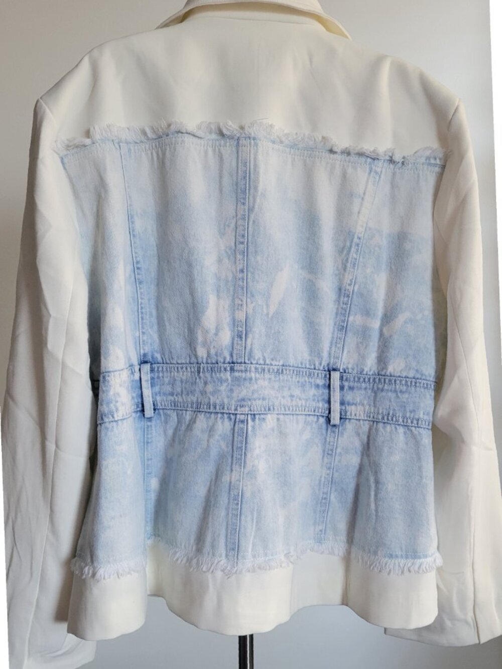 L'atiste by Amy White Women’s Denim Vest Overlay Frayed Hem Jacket - Picture 6 of 16